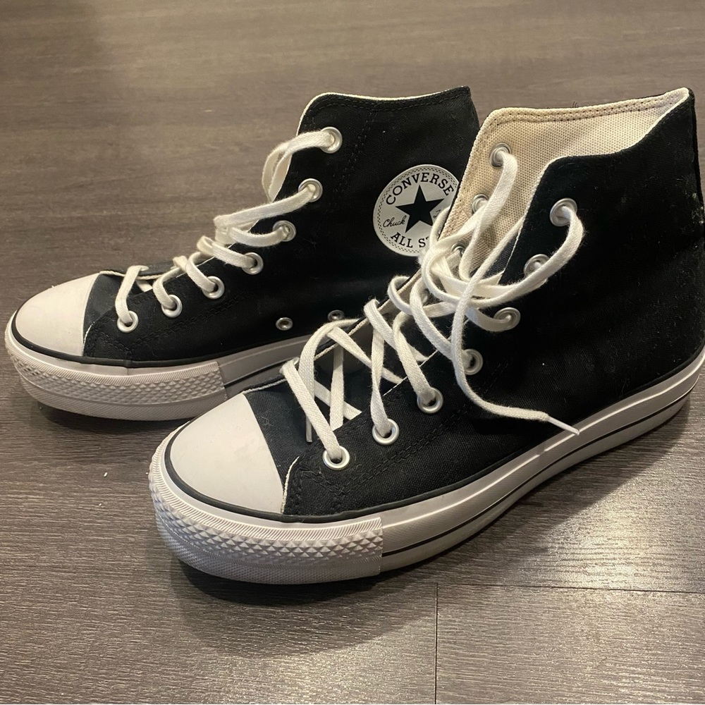 Black platform converse